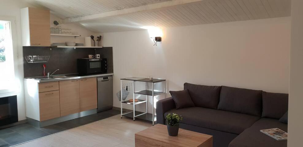 Le Jardin D'Ivana Chambres D'Hotes B&B Avec Piscine Chauffee Oppède Esterno foto