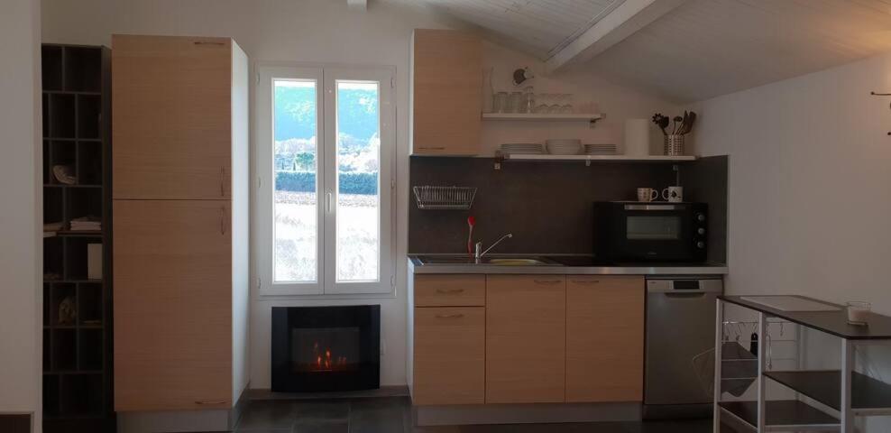 Le Jardin D'Ivana Chambres D'Hotes B&B Avec Piscine Chauffee Oppède Esterno foto